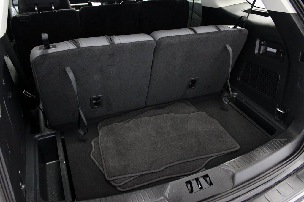 Certified 2025 Ford Explorer Active image 16