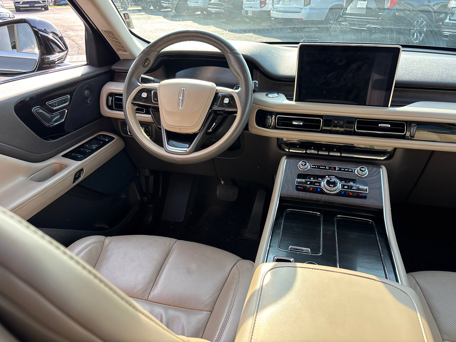 Used 2021 Lincoln Aviator Reserve w/ Equipment Group 201A AWD/4WD image 30