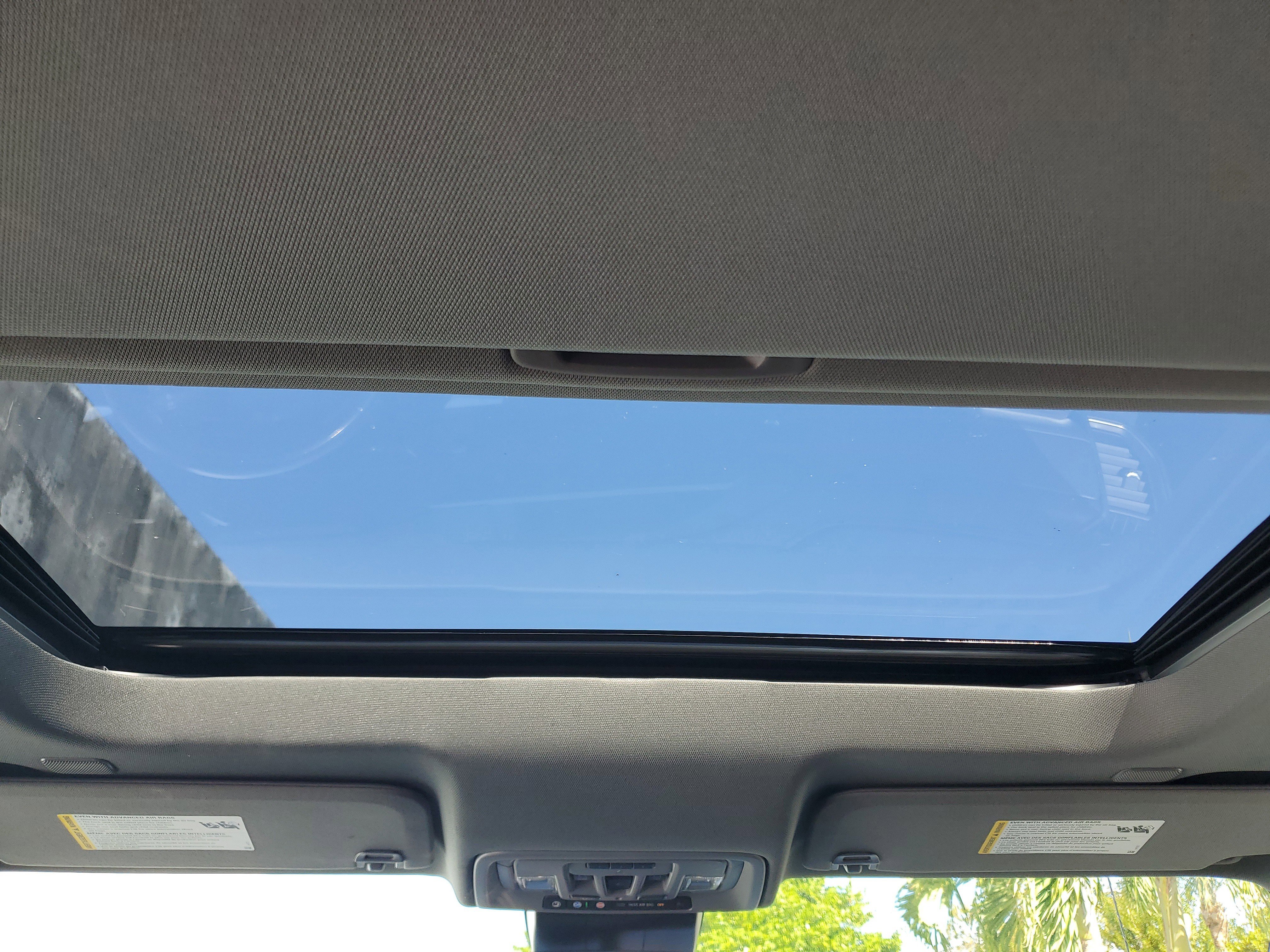 Used 2023 GMC Sierra 1500 SLT w/ SLT Premium Package image 15