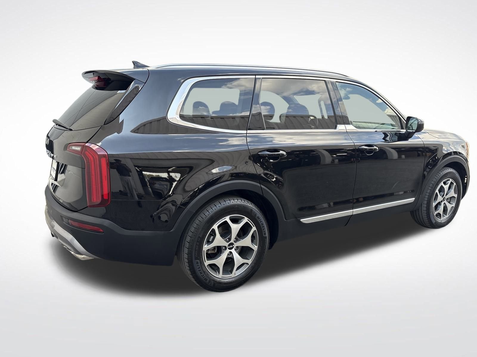 Used 2022 Kia Telluride EX w/ Towing Package image 5