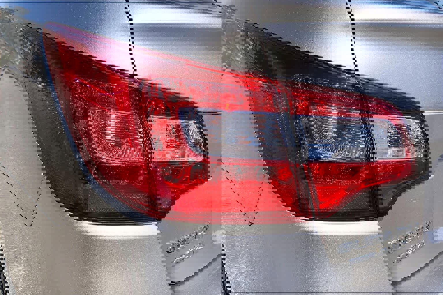 Used 2016 Subaru Legacy 2.5i Limited image 28