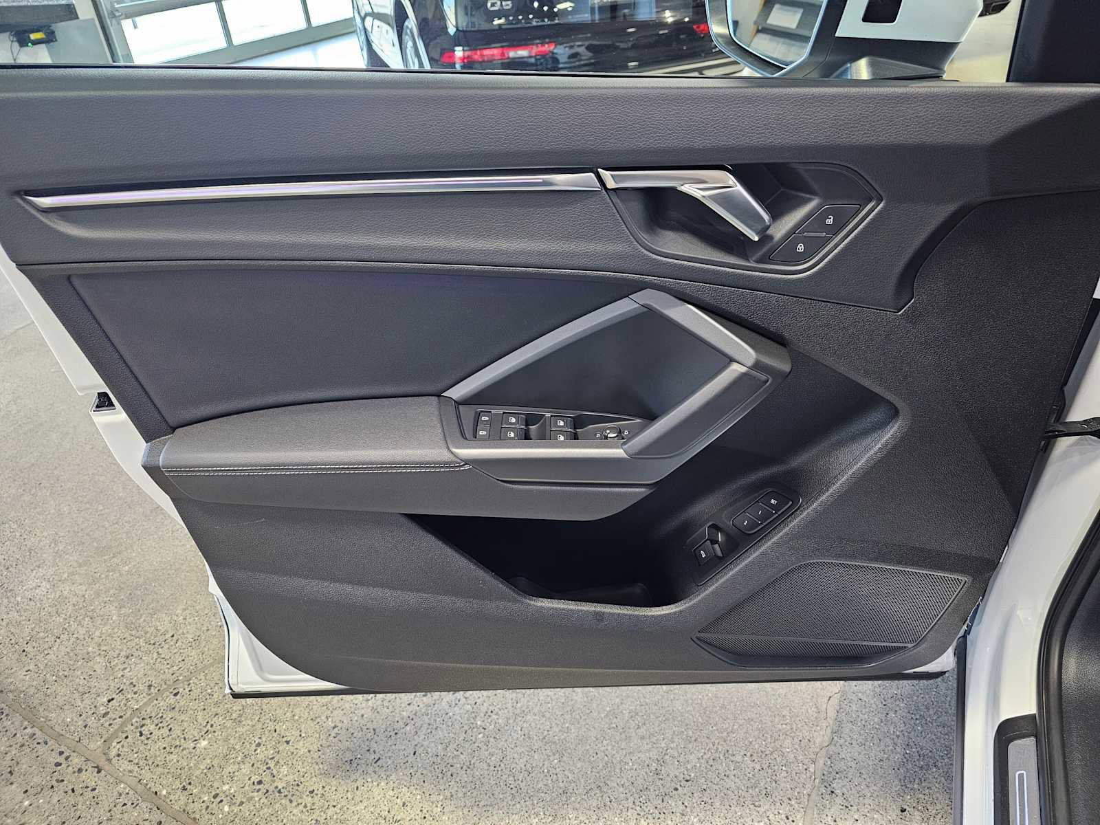 Used 2024 Audi Q3 2.0T Premium Plus image 22