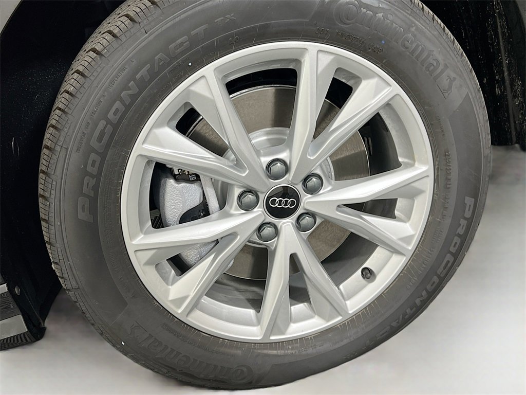 New 2025 Audi Q3 2.0T Premium image 29