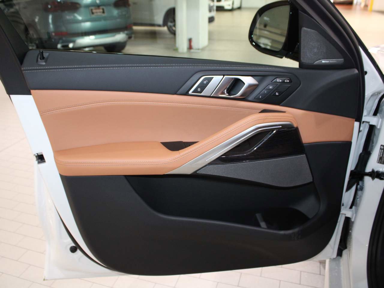 New 2026 BMW X6 xDrive40i image 10