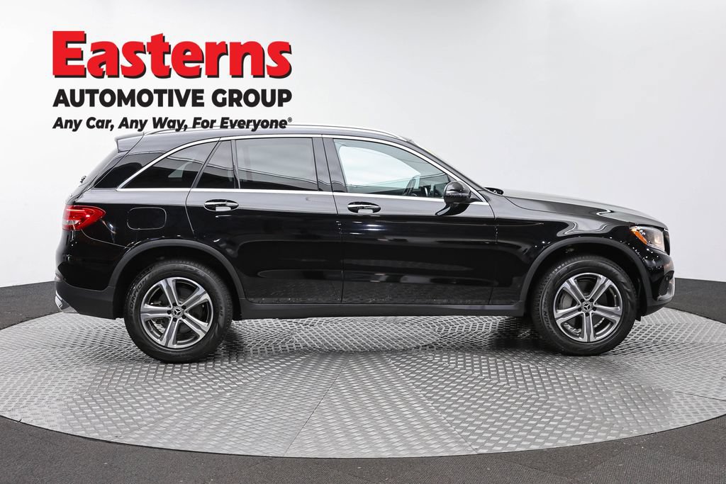 Used 2018 Mercedes-Benz GLC 300 4MATIC image 4