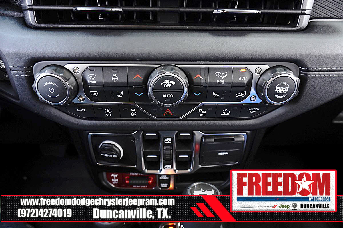 Certified 2026 Jeep Wrangler Unlimited Rubicon AWD/4WD image 24