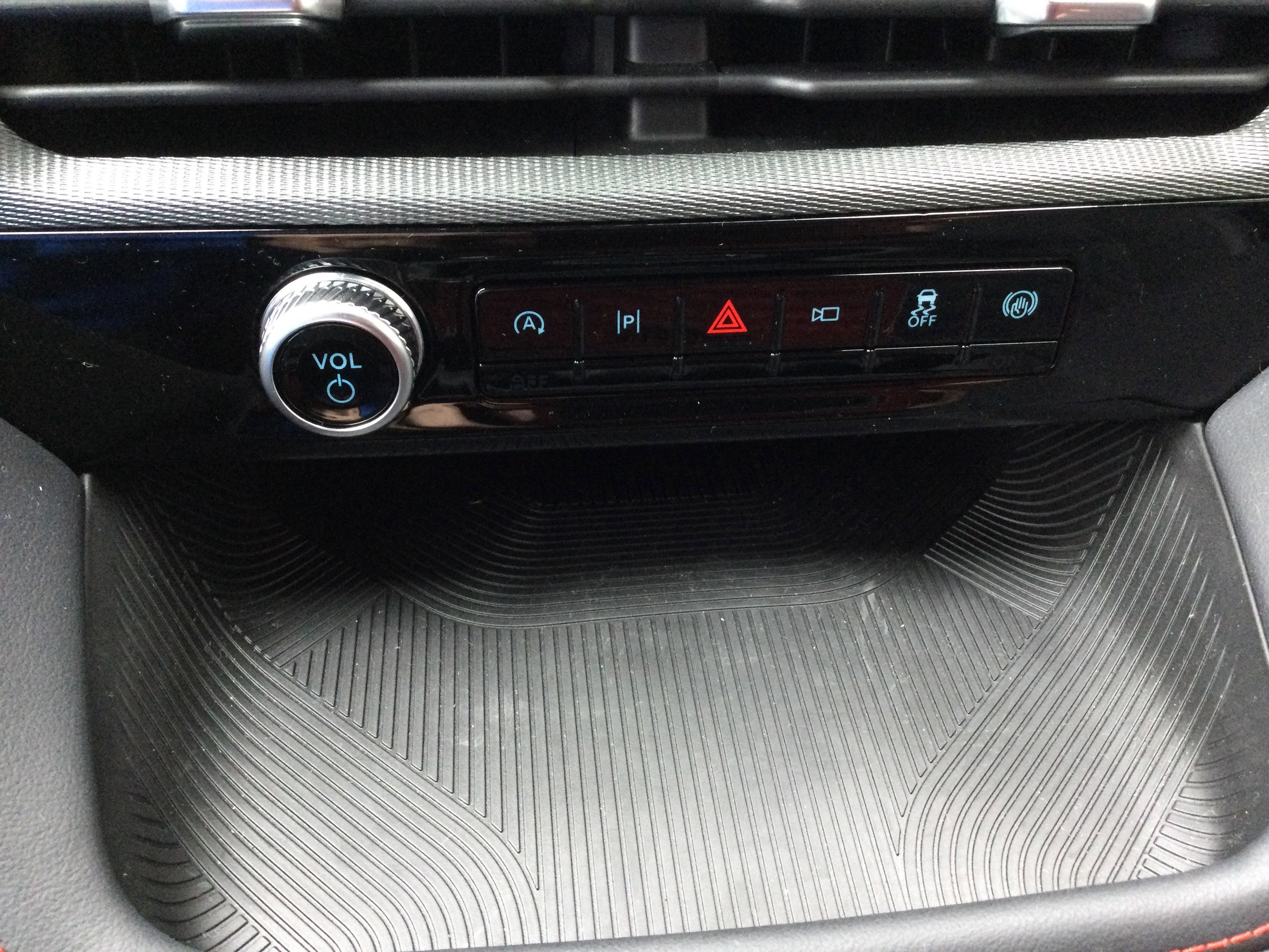 New 2026 Ford Explorer ST-Line image 10