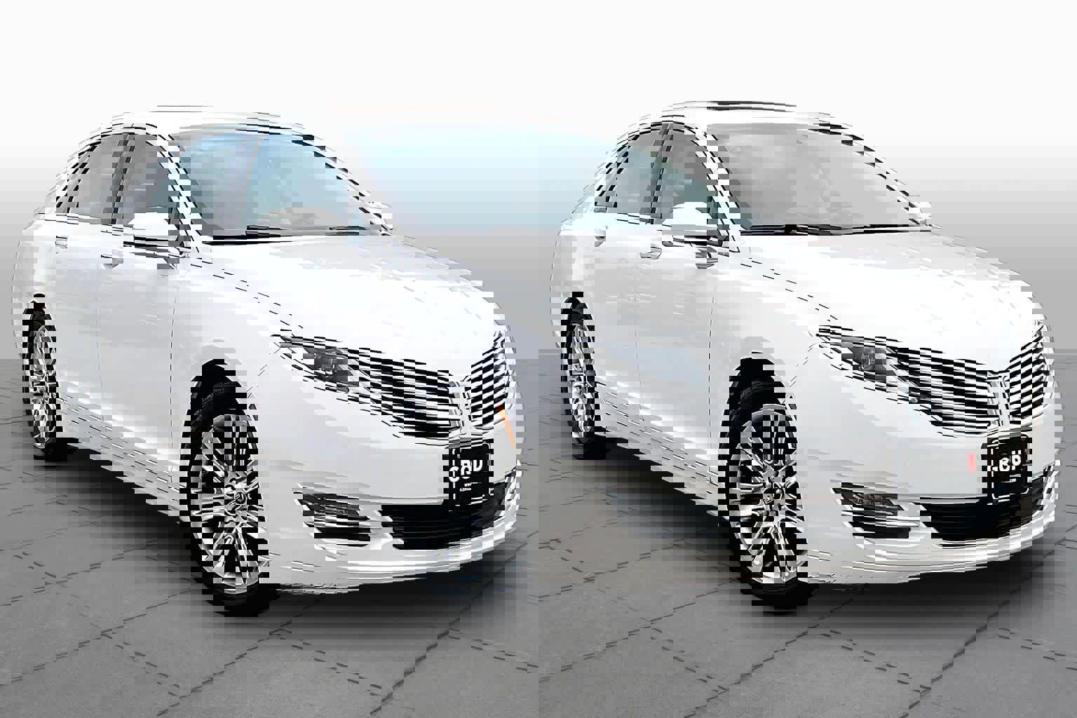 Used 2016 Lincoln MKZ Hybrid w/ Equipment Group 500A Select FWD image 3