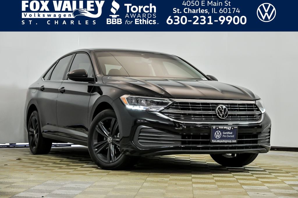 Used 2023 Volkswagen Jetta SE FWD image 1