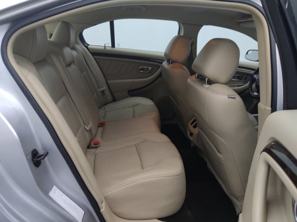Used 2016 Ford Taurus Limited image 19