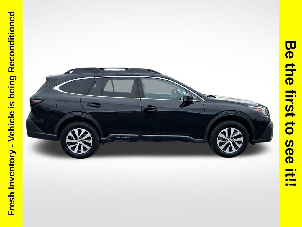 Used 2021 Subaru Outback Premium AWD/4WD image 6