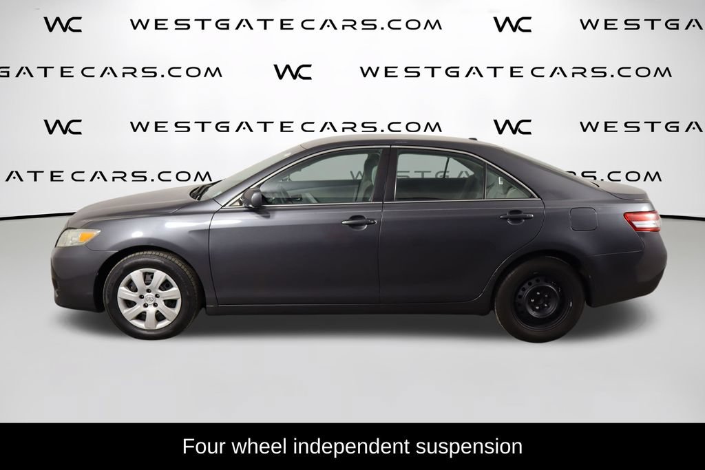 Used 2011 Toyota Camry LE FWD image 5