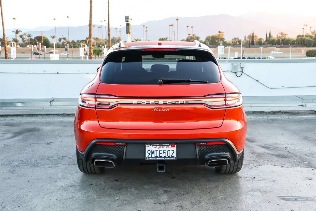 Used 2024 Porsche Macan AWD/4WD image 8