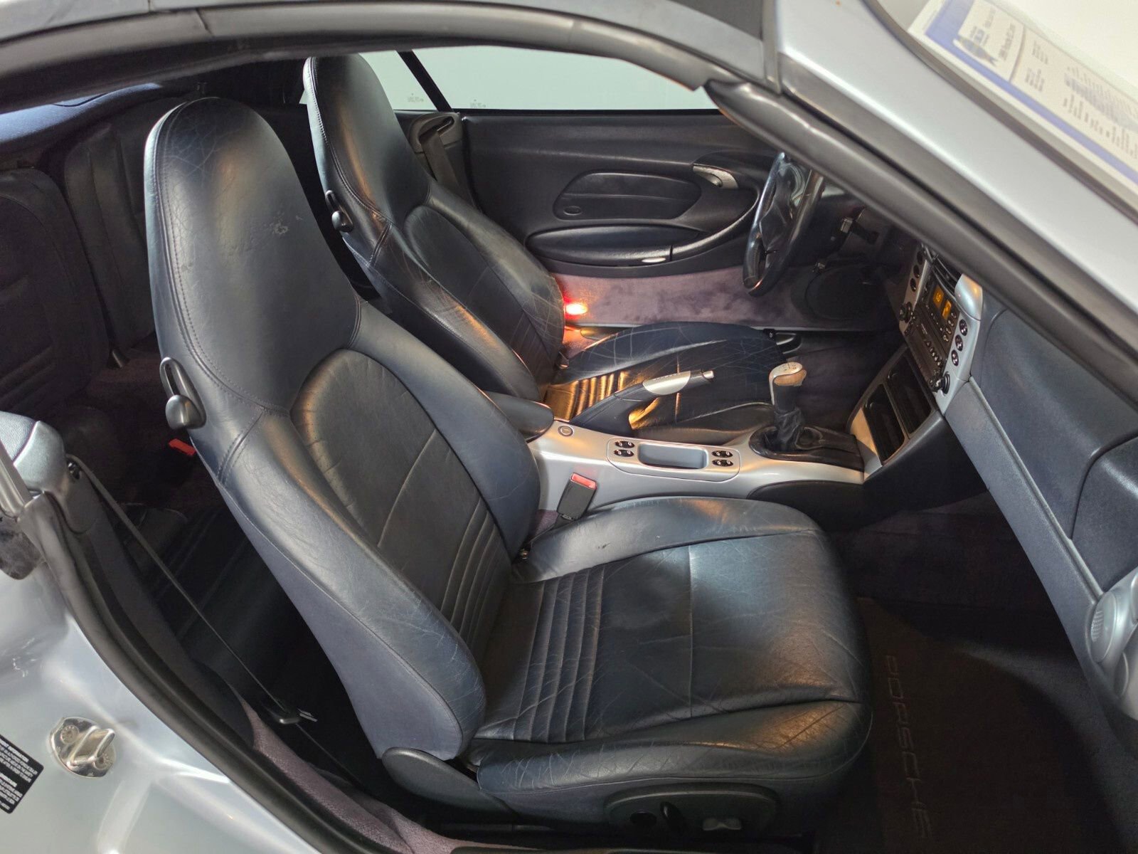 Used 1999 Porsche 911 Carrera RWD image 21