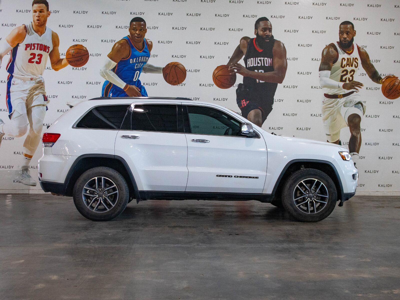 Used 2019 Jeep Grand Cherokee Limited w/ Luxury Group II RWD image 19