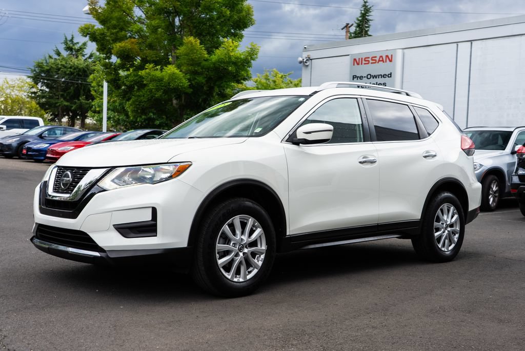 Used 2018 Nissan Rogue SV AWD/4WD image 3