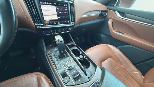 Used 2022 Maserati Levante GT image 19