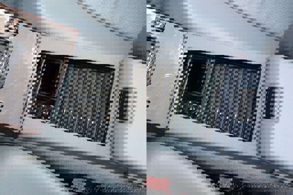 Used 1995 Mercedes-Benz SL 320 image 35