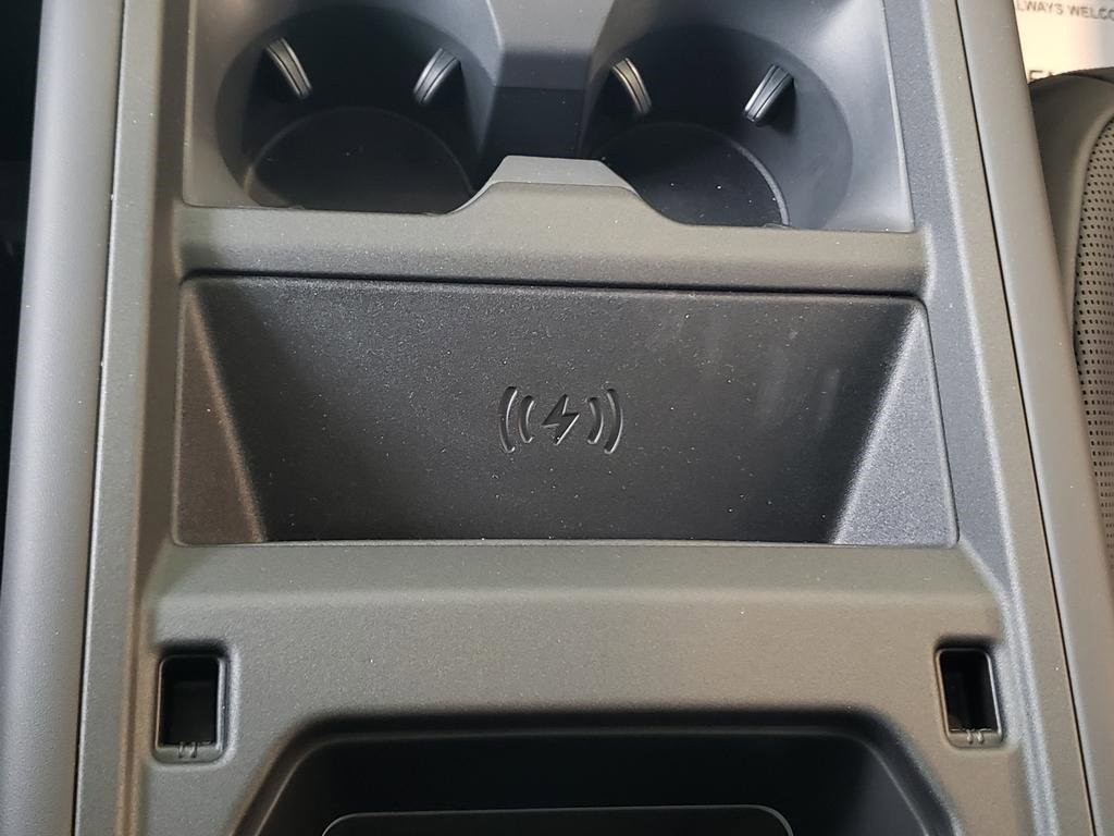 New 2026 Land Rover Defender 110 image 24