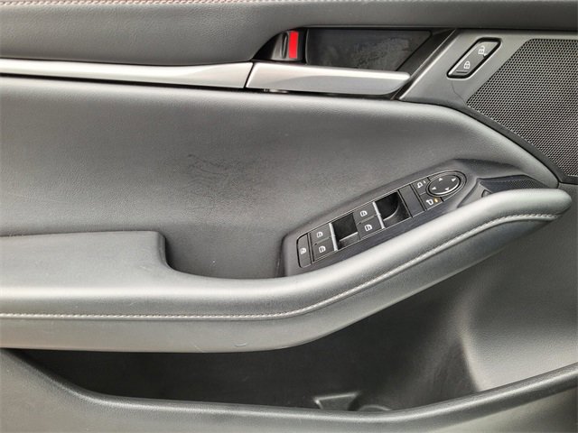 Used 2024 MAZDA MAZDA3 s image 33