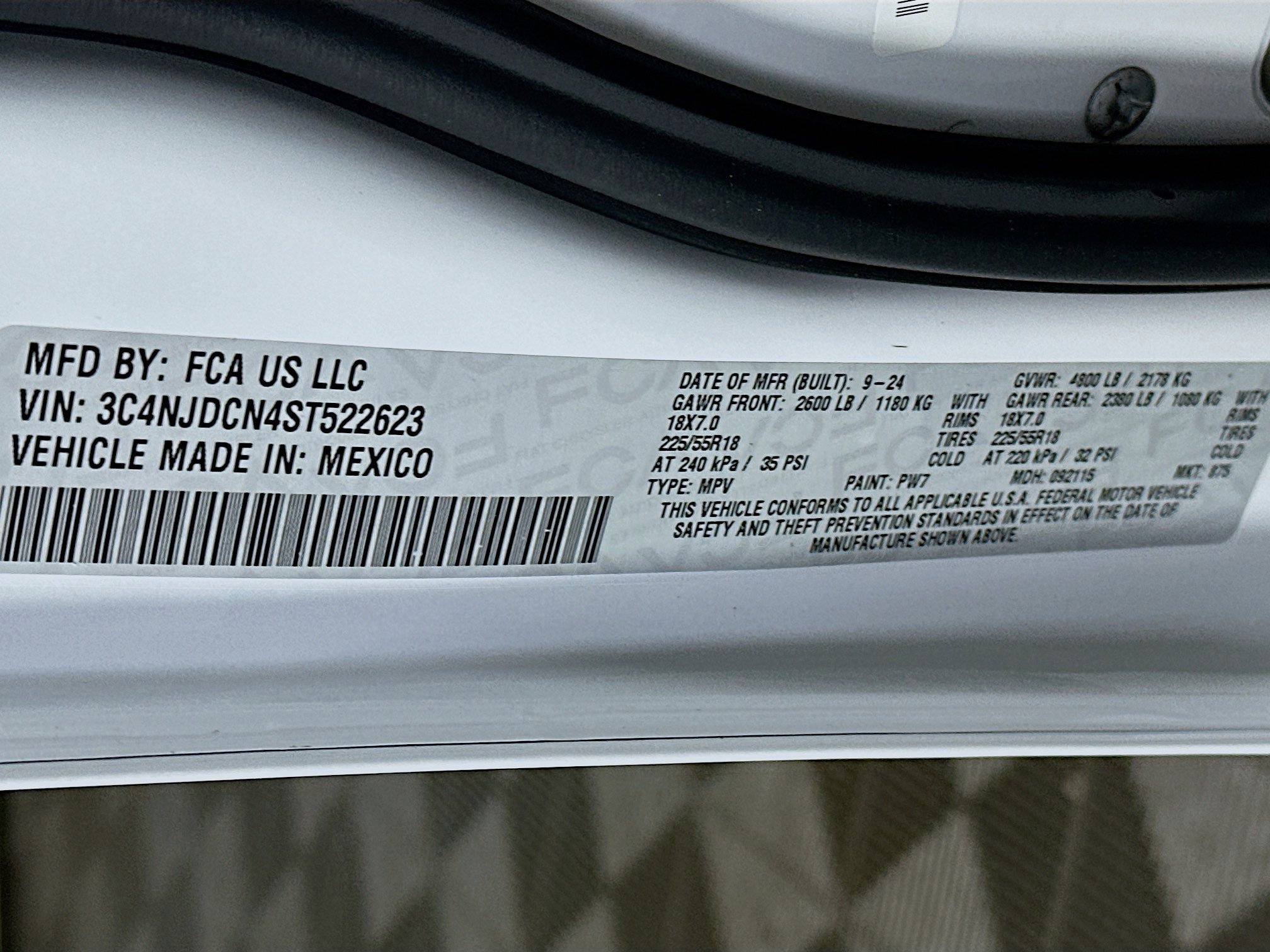 Used 2025 Jeep Compass Limited image 12