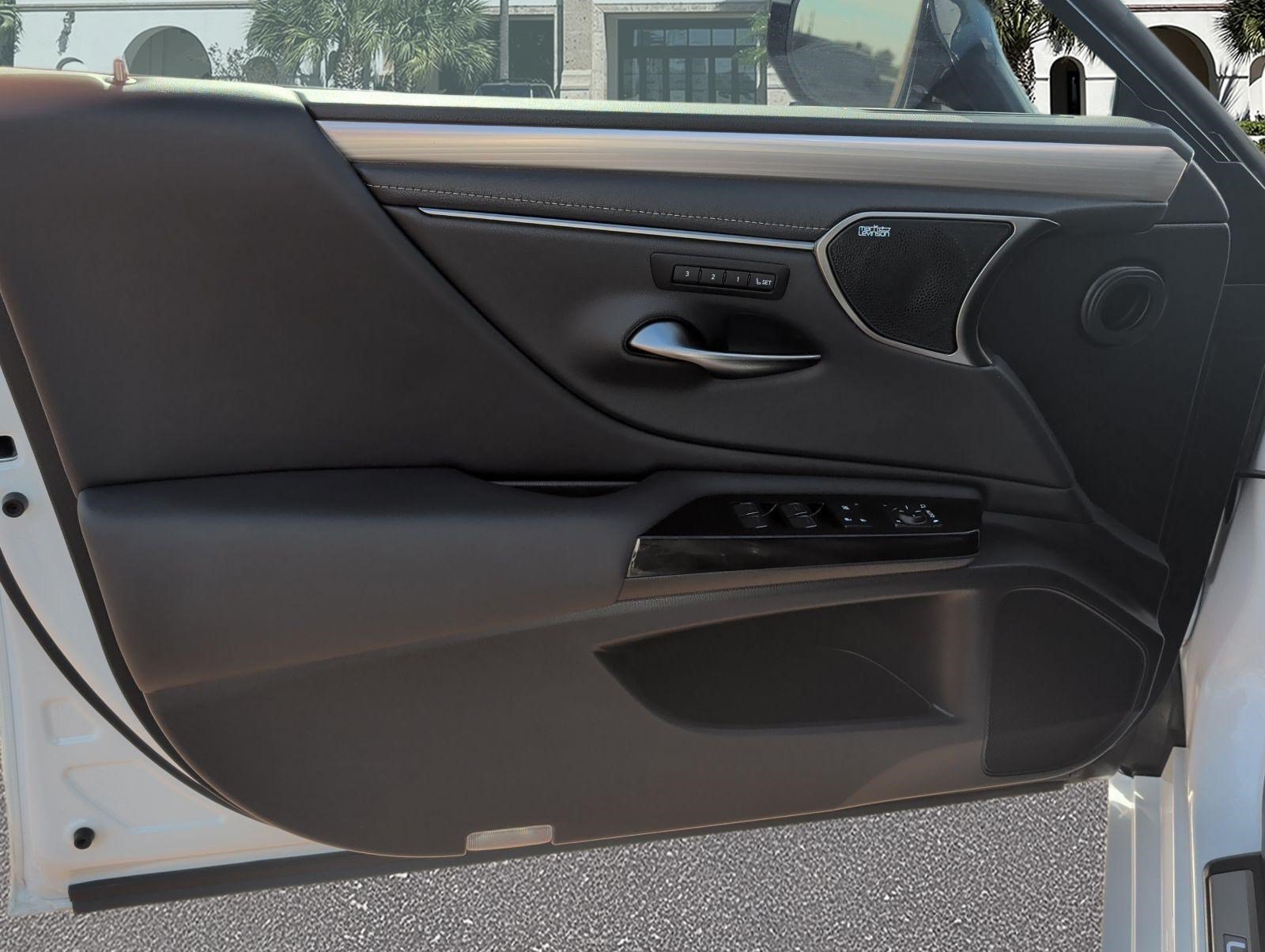 Certified 2024 Lexus ES 350 F Sport w/ Accessory Package (Z2) FWD image 8