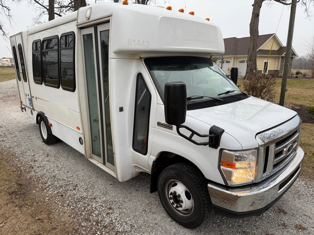 Used 2019 Ford E-450 and Econoline 450 Super Duty w/ Shuttle Bus Prep Package image 1