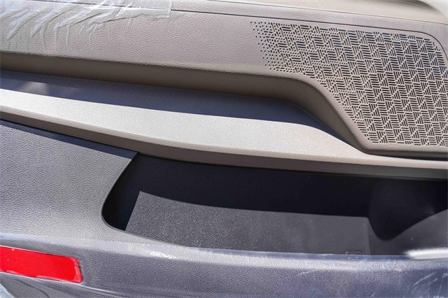 New 2026 Kia Carnival EX image 23