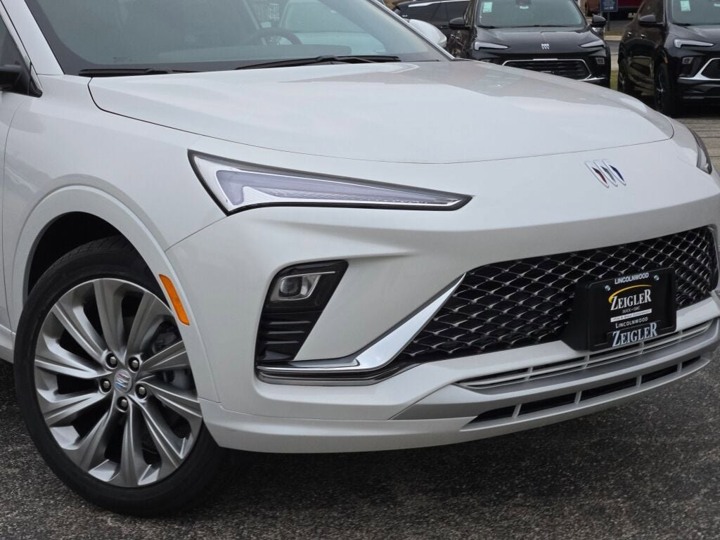 New 2025 Buick Envista Avenir video 2