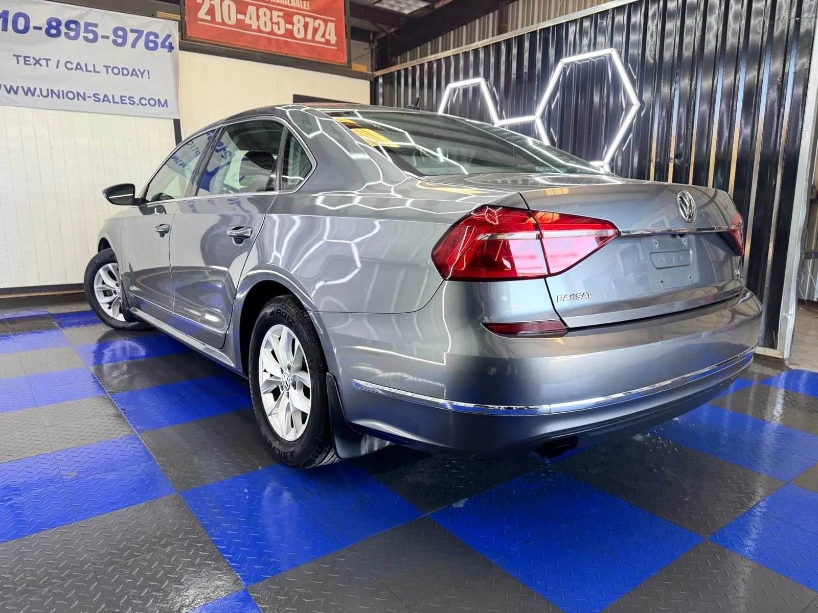 Used 2016 Volkswagen Passat 1.8T S image 27