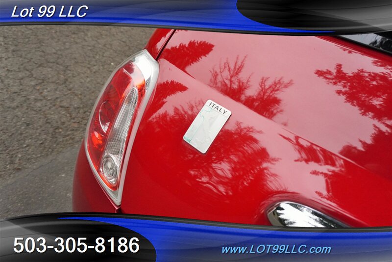 Used 2013 FIAT 500 Lounge w/ Luxury Leather Pkg FWD image 31