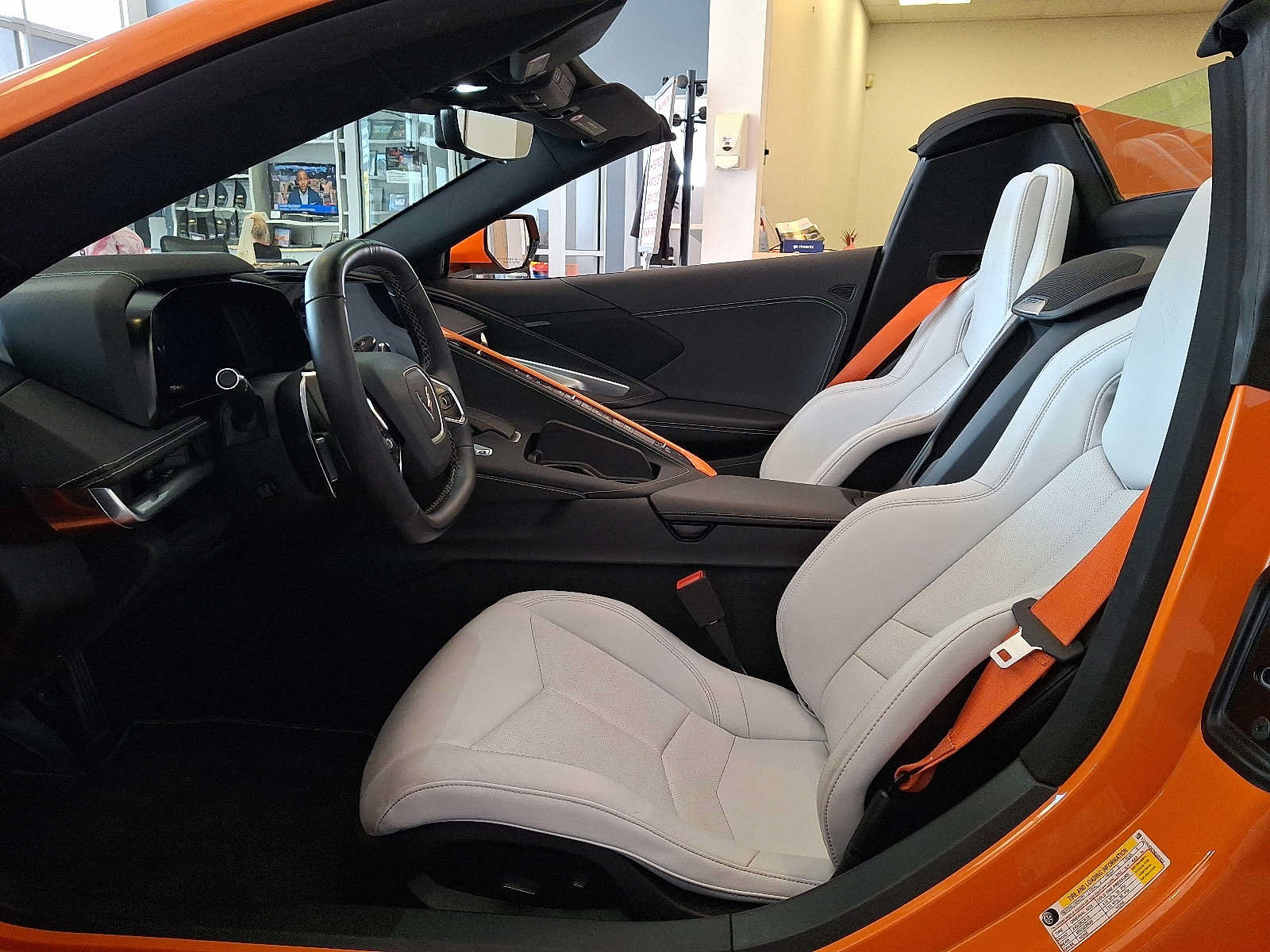 Used 2022 Chevrolet Corvette Stingray Convertible w/ 1LT RWD image 13