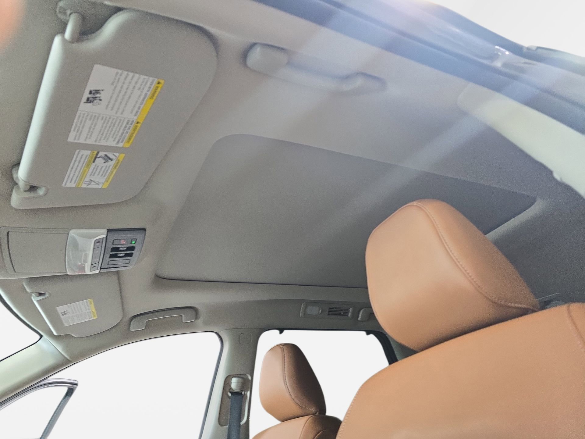 Used 2025 Nissan Pathfinder Platinum FWD image 29