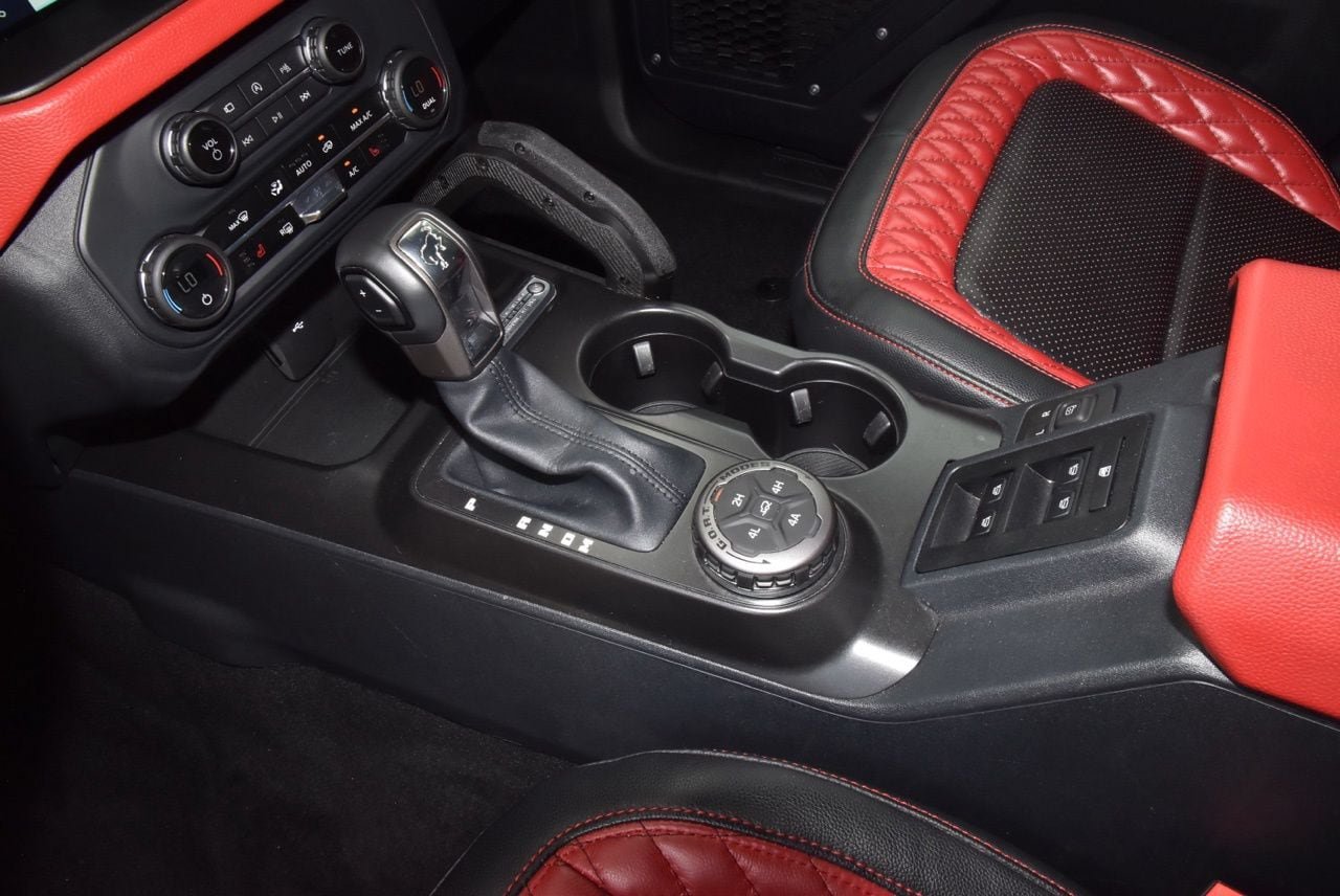 Used 2023 Ford Bronco Wildtrak AWD/4WD image 31