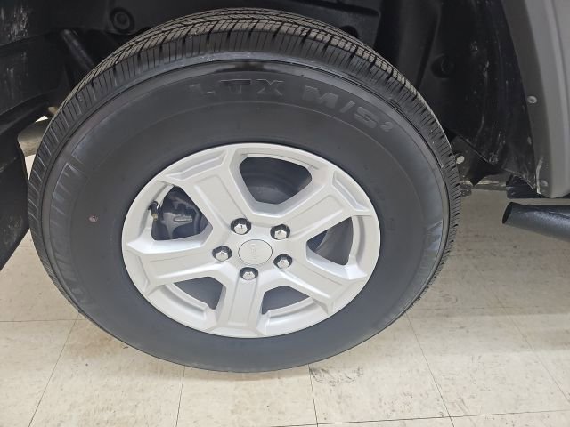 Used 2022 Jeep Wrangler Unlimited Sport image 14