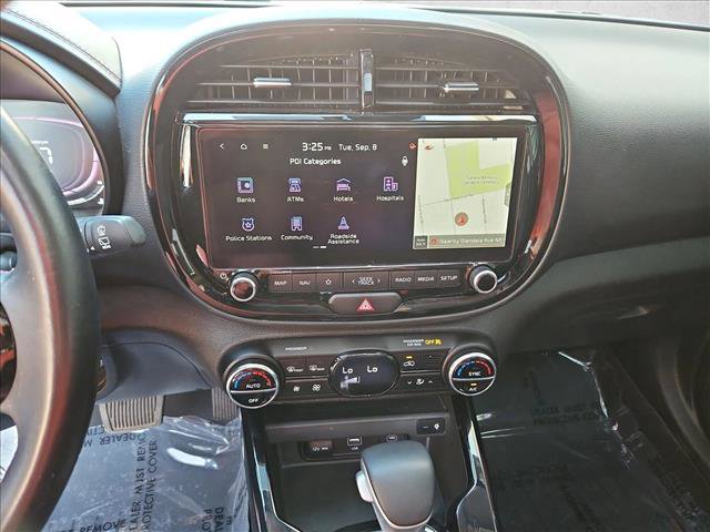Used 2023 Kia Soul GT-Line FWD image 15
