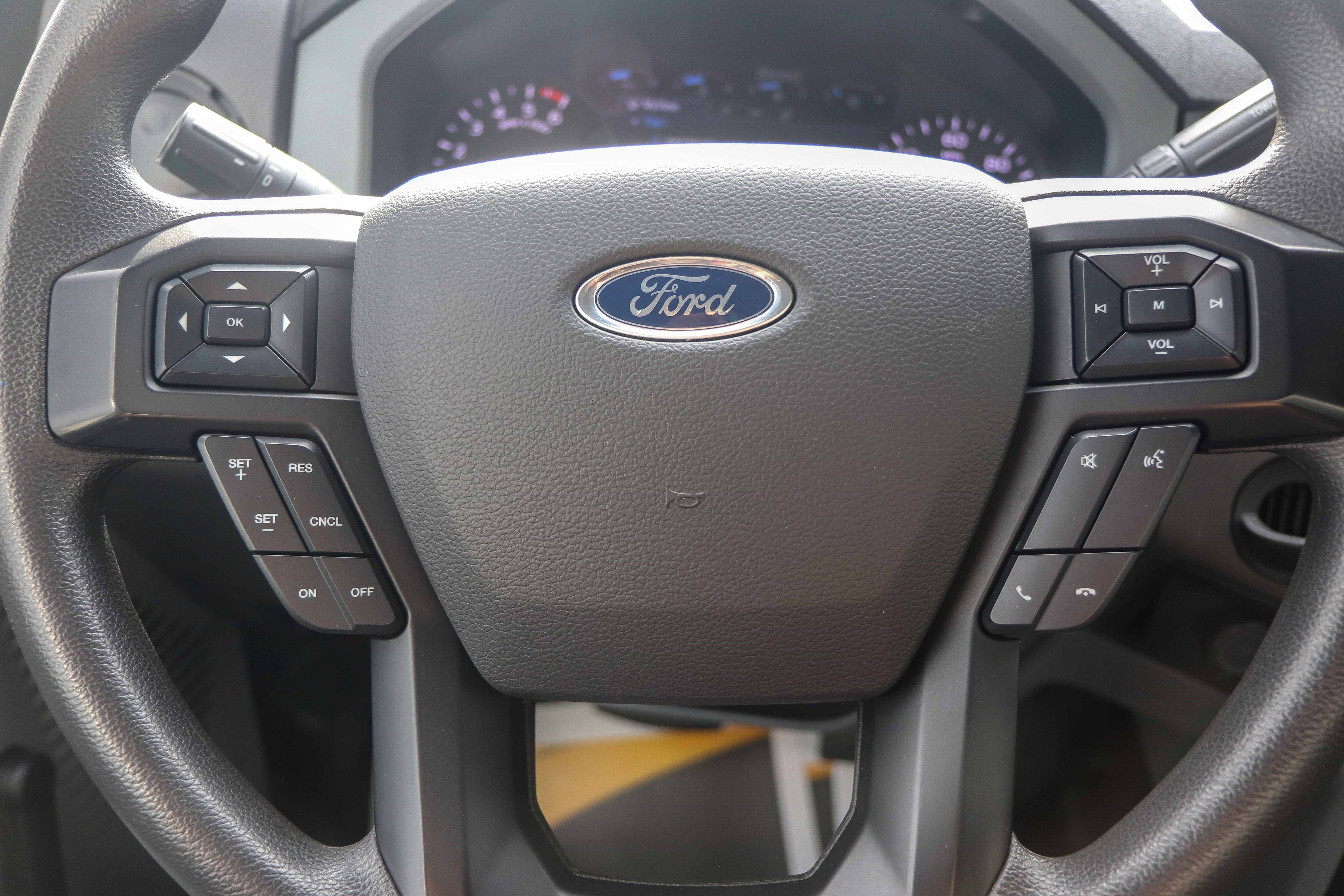 Used 2022 Ford F650 2WD Regular Cab Super Duty image 18