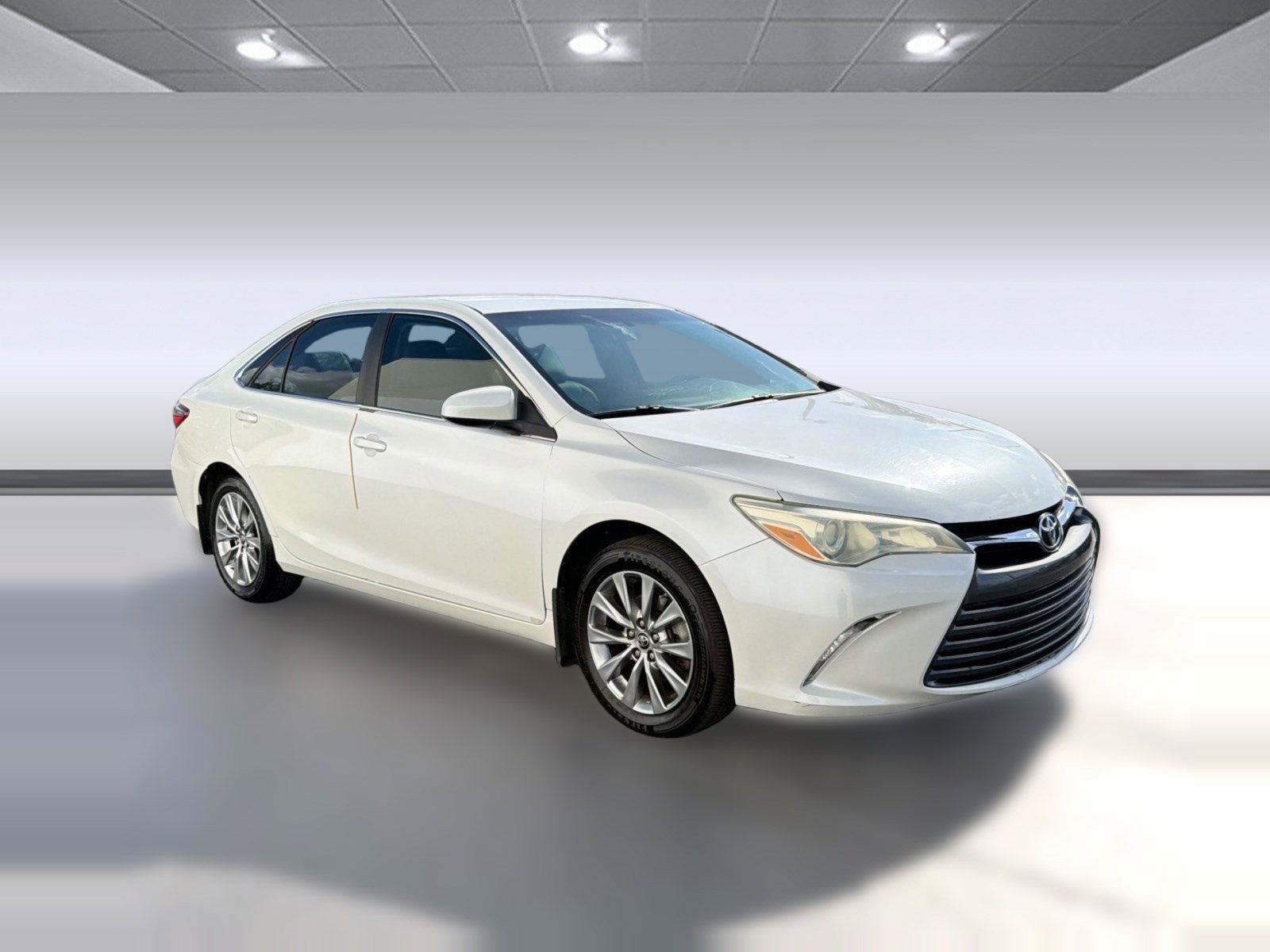 Used 2015 Toyota Camry XLE FWD image 7