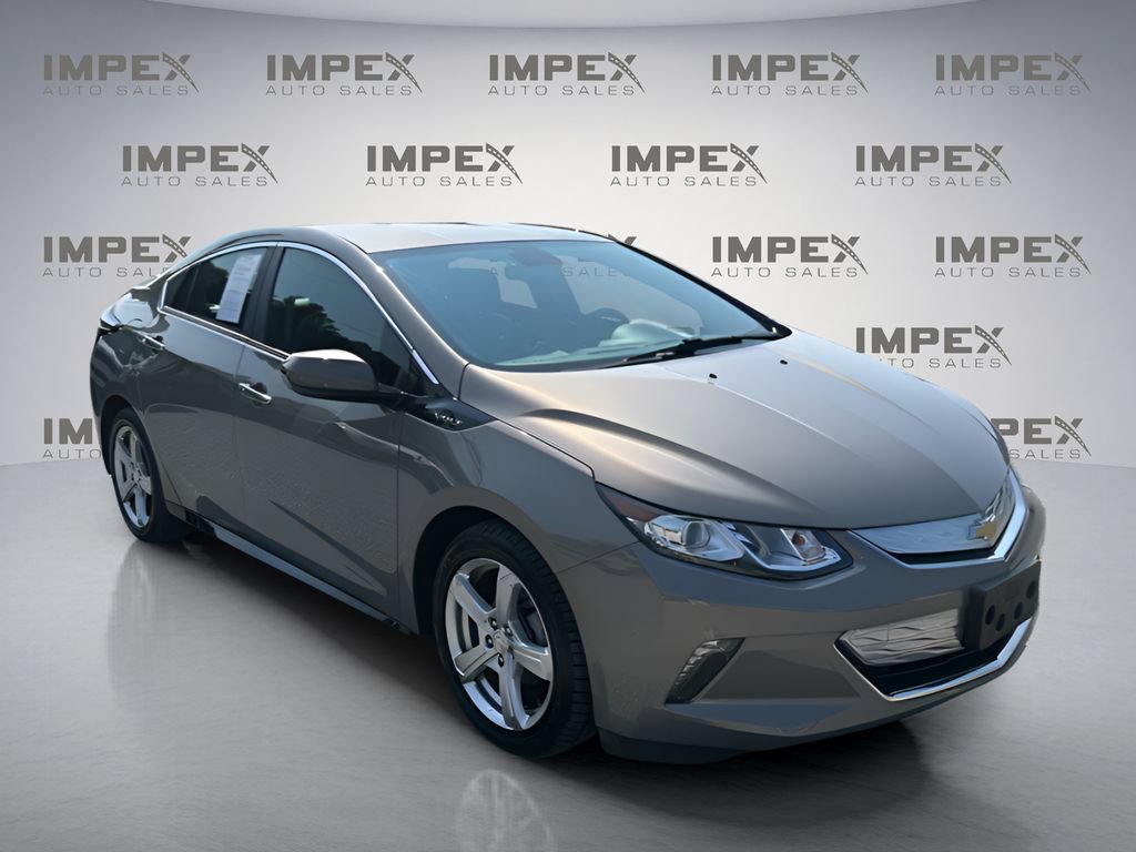 Used 2017 Chevrolet Volt LT w/ Comfort Package FWD image 7