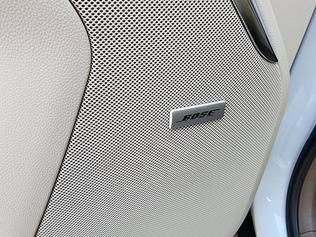 New 2026 GMC Yukon XL Denali w/ Denali Reserve Package image 13