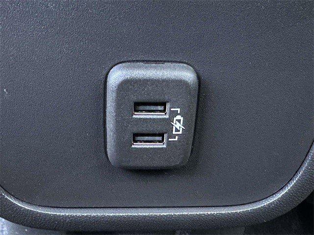 Certified 2023 Chevrolet Equinox RS w/ RS Leather Package image 18