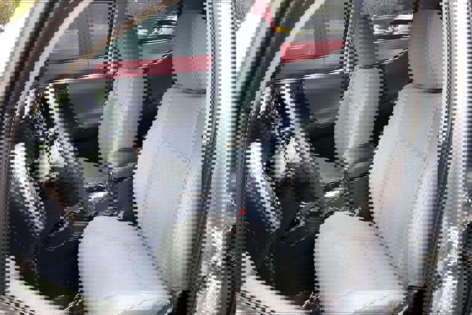 Used 2017 Toyota Tacoma SR5 w/ Tow Package image 23