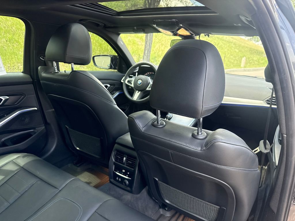 Used 2020 BMW M340i xDrive w/ Driving Assistance Package AWD/4WD image 27