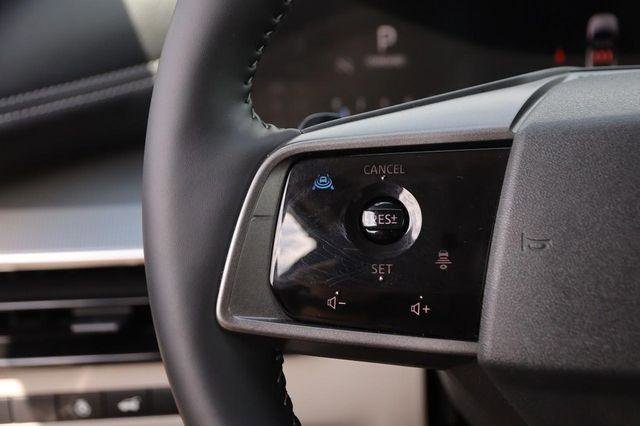 Used 2025 Nissan Murano SL AWD/4WD image 13