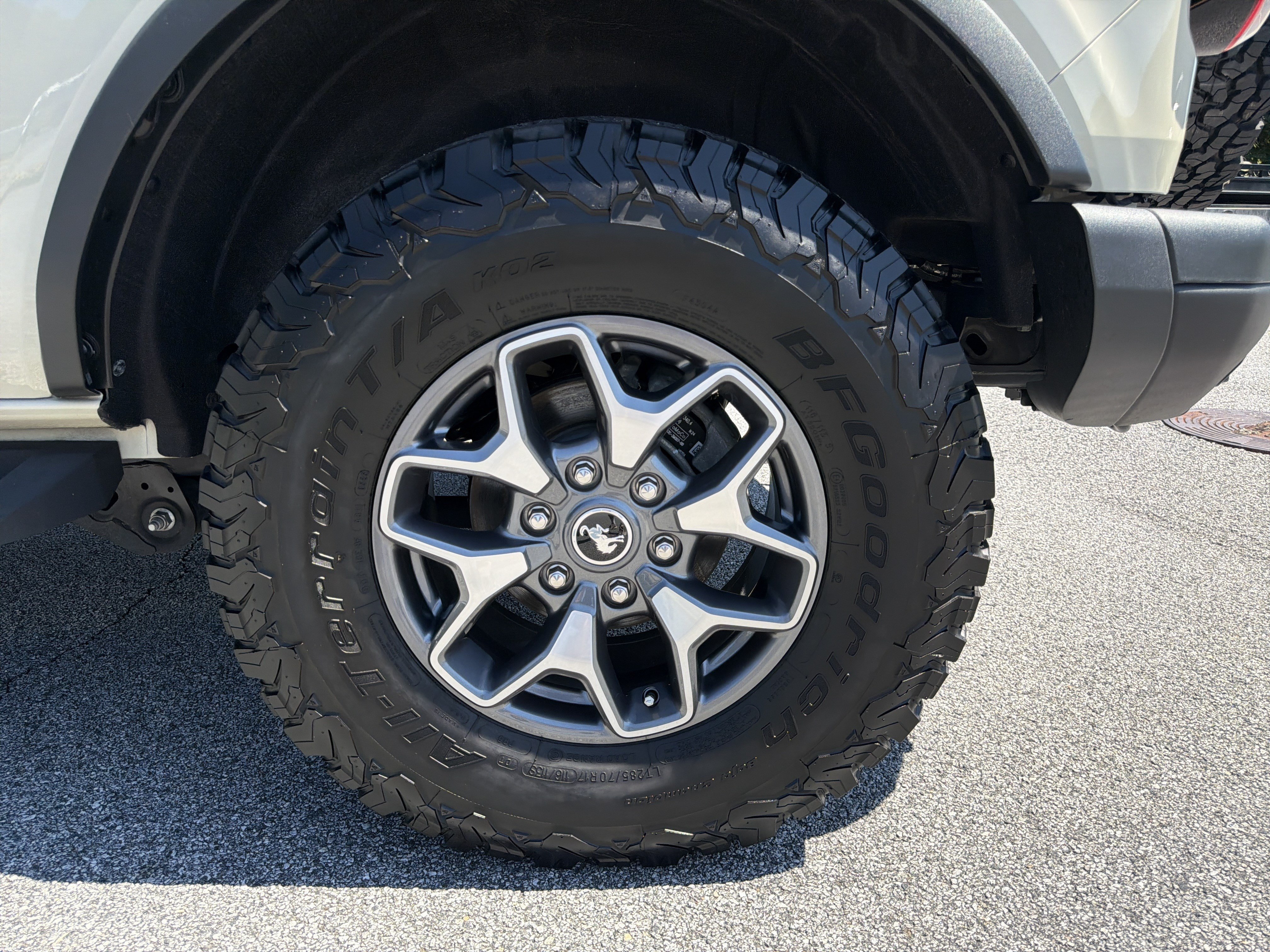 Used 2025 Ford Bronco Badlands AWD/4WD image 23