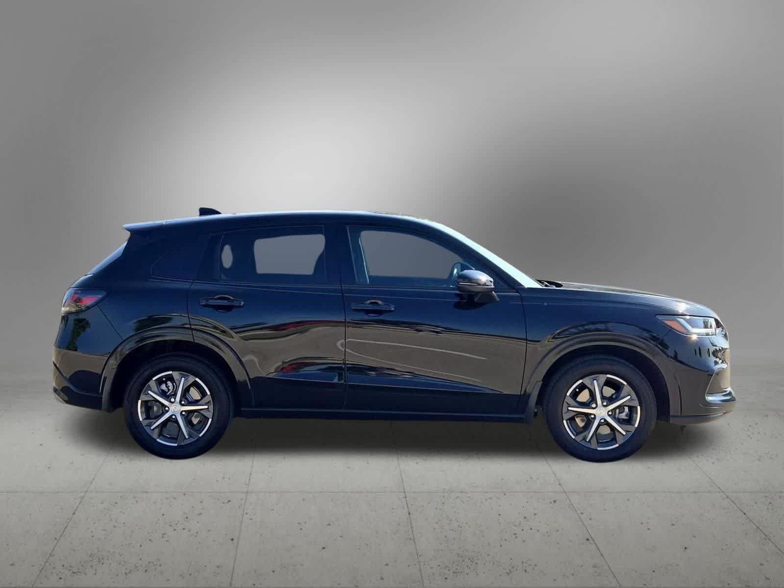 Used 2023 Honda HR-V EX-L image 7