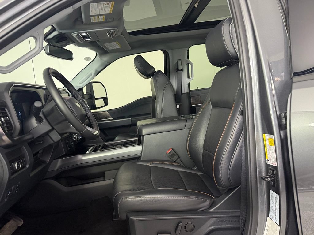 Used 2026 Ford F350 Lariat AWD/4WD image 21