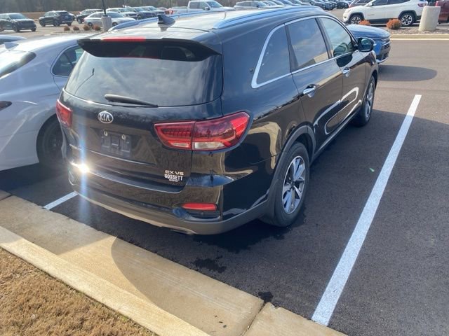 Used 2016 Kia Sorento LX w/ LX Convenience Package image 4