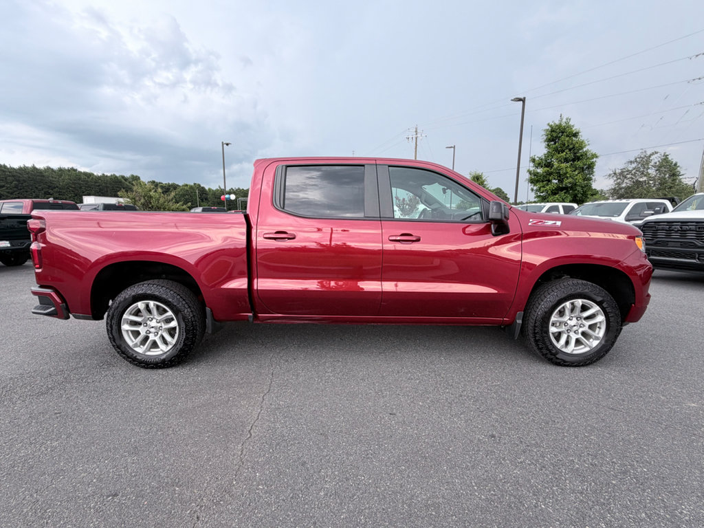 Used 2024 Chevrolet Silverado 1500 RST AWD/4WD image 4