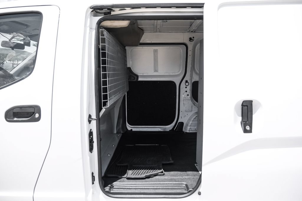 Used 2021 Nissan NV200 S w/ Back Door Glass Package FWD image 34